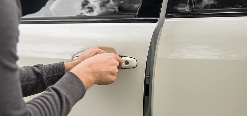 Unlock Car Door Service in Vincent, CA